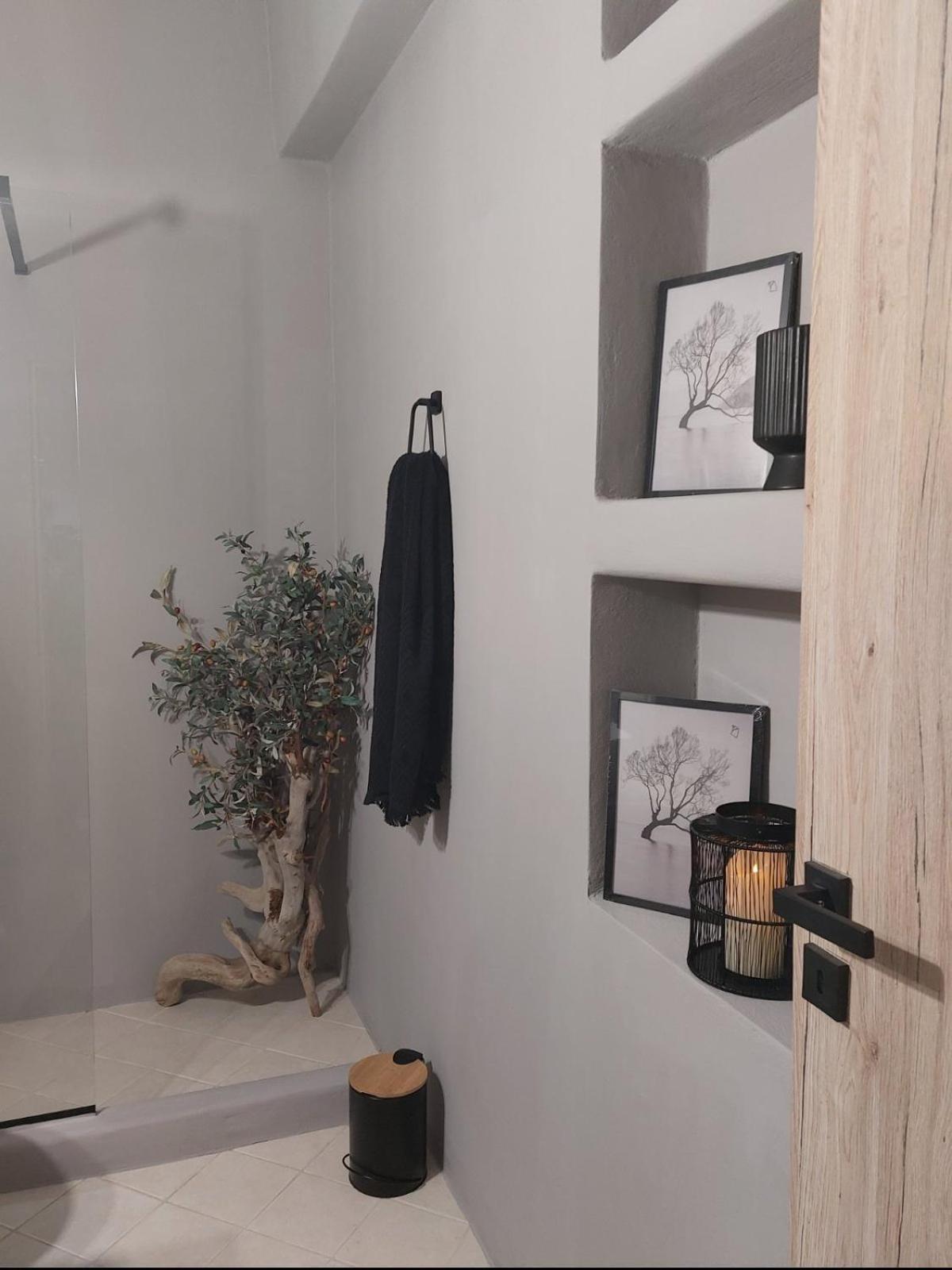 Horizon View Arnados Apartment Bagian luar foto